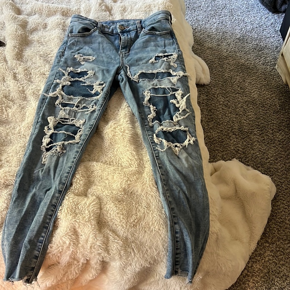 Curvy high rise American eagle jeans